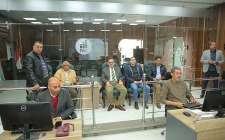 محافظ كفر الشيخ يتابع جهود الوحدات المحلية في الرقابة على مواقف سيارات الأجرة ومحطات الوقود 