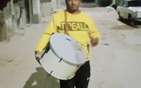 عمل مسحراتي وهو يبلغ من العمر خمسه عشر عاما تعرف علي قصه المسحراتي أحمد