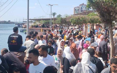 توافد آلاف المواطنين على حديقة الأسرة والطفولة والرحلات النيلية بدسوق فى رابع أيام عيد الفطر المبارك
