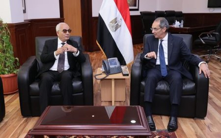 تطوير ورفع كفاءة معامل الحاسب الآلى فى ٣ آلاف مدرسة كمرحلة أولى