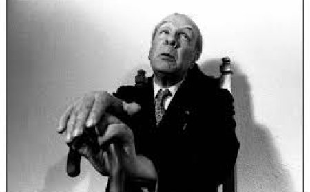 "بورخيس" اديب وشاعر من العباقرة المكفوفون  الذين حٌرموا نعمة البصر ونور العين