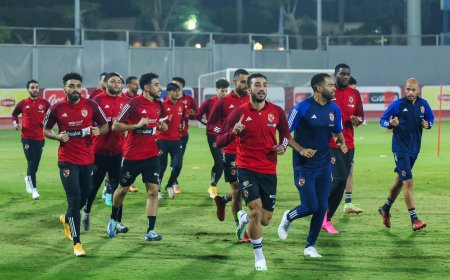 مكافآت خاصة لتحفيز لاعبي الأهلي للفوز ببطولة إفريقيا