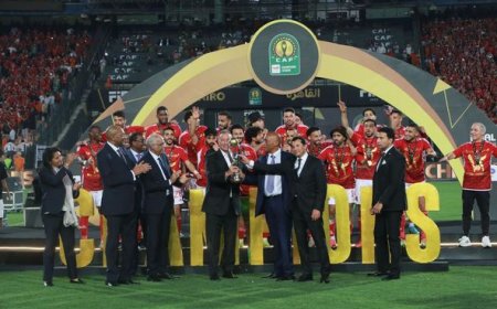 وزير الشباب والرياضة يُتوج النادي الأهلي بالأميرة السمراء ويهنئ مجلس إدارته وجماهيره بالانجاز