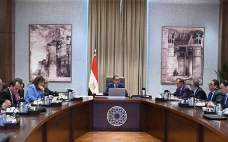 مدبولي يُشدد على سرعة تحويل عدد من الاتفاقات الإطارية الخاصة بالهيدروجين الأخضر إلى عقود