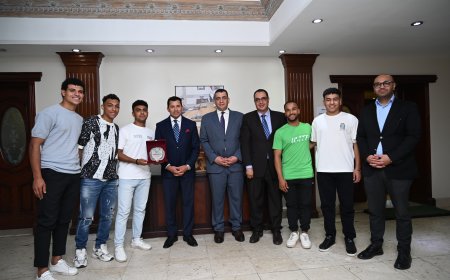 صبحي  يكرم الفائزين بدوري منتخبات مراكز الشباب للثقافة الرياضية 