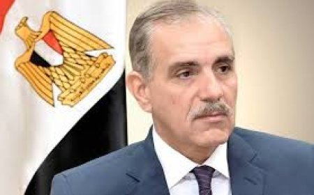 في سابقة الأولى من نوعها " جمال نور الدين" يتابع الأعمال الجارية بالمحافظة وتسابق القيادات لتوديعه