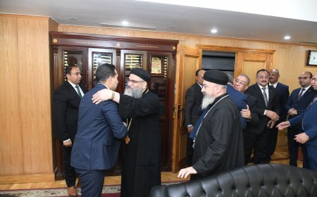 محافظ الفيوم يستقبل المهنئين من القيادات التنفيذية والشعبية وأعضاء مجلسي النواب والشيوخ 