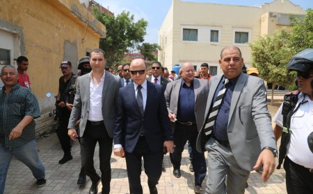 للإطمئنان علي مستوى منظومة الرعاية الصحية .. محافظ كفرالشيخ يفاجئ بزيارته وحدة طب  الأسرة بمسير