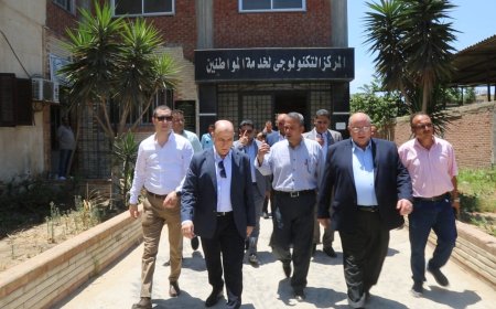 محافظ كفرالشيخ يتفقد ‏المركز التكنولوجي لخدمة المواطنين ببلطيم