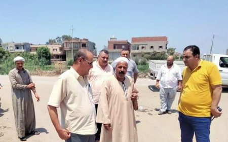 رئيس مدينة الحامول في قرية أبو ساري يستجيب لمطالب المواطنين 