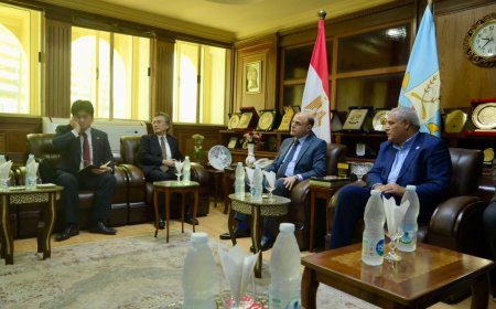 محافظ كفرالشيخ يستقبل السفير الياباني بديوان عام المحافظة .. لتفقد مشروع تحسين إنتاجية المياه في الزراعة بعدد من قري المحافظة