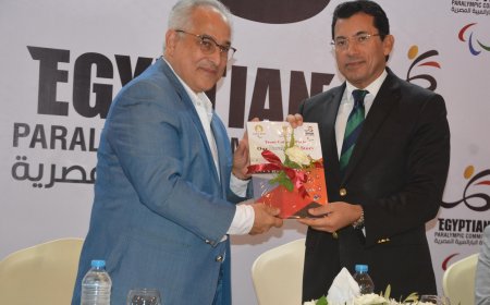 بعد سفر مقدمة البعثة.. رئيس اللجنة البارالمبية يطمئن على آخر تطورات البعثة المصرية 