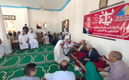 محافظ شمال سيناء يلتقي بمشايخ وعواقل نجع شبانه برفح