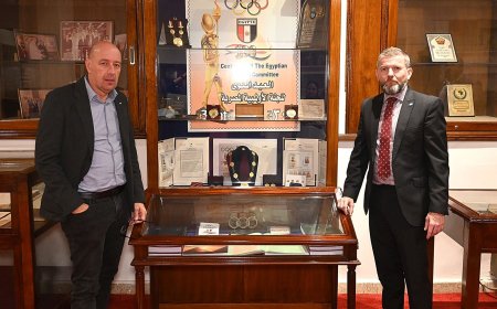 بالصور... جولة لممثلي الأولمبية الدولية في المتحف الأولمبي