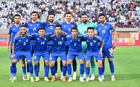 الدكتور عبد الله الطريجي يشعل حماس فريق منتخب كرة القدم الكويتى برسالة مفعمة بالقوة