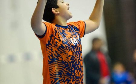 تاج عبدالخالق يعود من جديد للمشاركة مع نادي الشمس