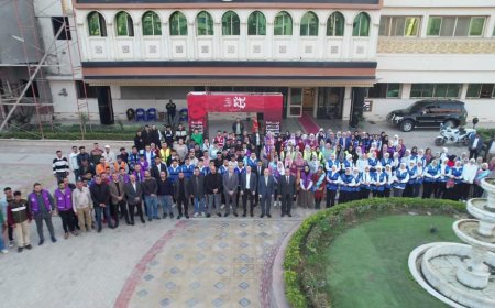 اجتماع محافظ كفرالشيخ بمتطوعين المحافظة في اليوم العالمي للتطوع