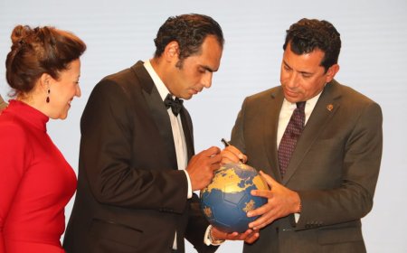 تكريم وزير الرياضة في ختام فعاليات مبادرة "مانحي الأمل"