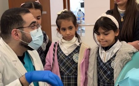 طالبات مدارس المشرقية الأهلية بالرياض بالمملكة العربية السعودية بزيارة لمركز نخبة ألماس الطبي