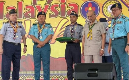 رئيس مجلس النواب بماليزيا يفتتح المخيم الكشفي العالمي للسلام بمشاركة