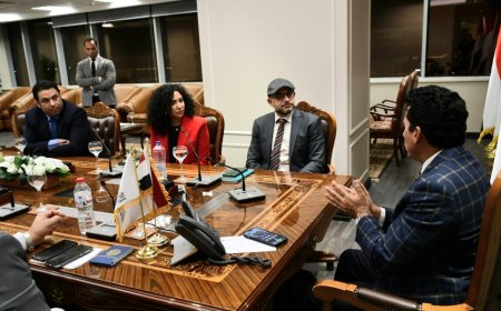 وزير الشباب والرياضة يجتمع بممثلي شركة AG Holding Group بخصوص التحاليل الطبية الخاصة بجينات الرياضيين