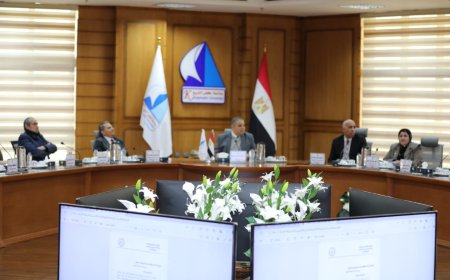 رئيس جامعة كفر الشيخ يترأس اجتماع مجلس الخدمة العامة والوحدات ذات الطابع الخاص لشهر يناير 2025
