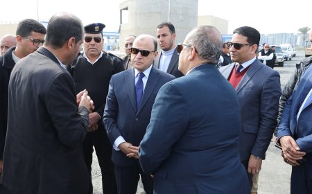 محافظ كفرالشيخ يتفقد أعمال رصف وتطوير طريق" أبوعمر المزدوج"بشرق المحافظة