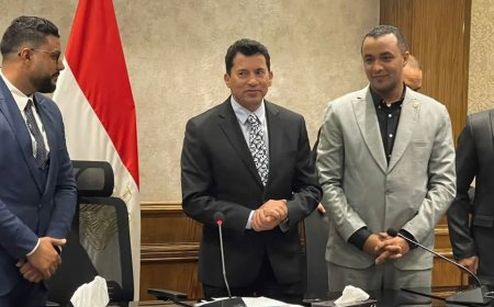 بحضور وزير الشباب .. أعضاء نموذج محاكاة مجلس الشيوخ بكفر الشيخ فى اجتماع لجنة الإسكان والنقل