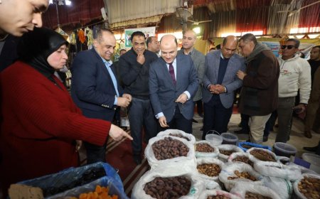 محافظ كفرالشيخ يتفقد معرض «أهلاً رمضان» بحديقة الأسرة والطفولة بدسوق بتخفيضات تصل لـ35% 