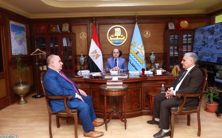 محافظ كفرالشيخ يناقش سبل التنمية الزراعية والاستفادة من المبادرات البنكية للمزارعين مع الرئيس التنفيذي للفروع بالبنك الزراعي