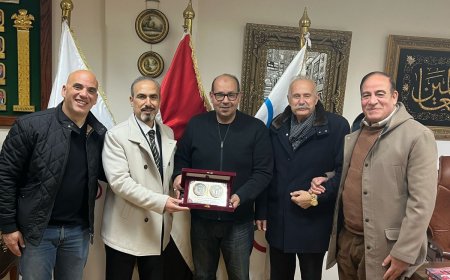 إدريس يستقبل رئيس الاتحاد القطري للشراع والتجديف بمقر اللجنة الأولمبية المصرية