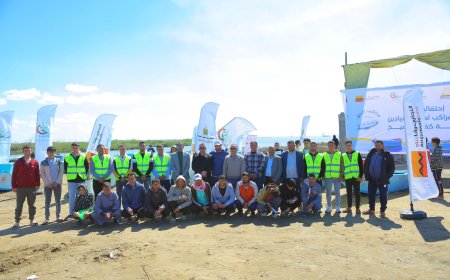 محافظ كفرالشيخ يتابع تسليم مراكب صيد لصغار الصيادين بالبرلس بمشاركة صناع الخير والتجاري وفا بنك لدعم التمكين الاقتصادي