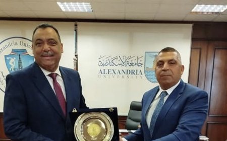 اللواء اركان حرب عماد عبد القادر يماني فى زيارة رفيعة المستوى لكلية التربية الرياضية بأبو قير.. 