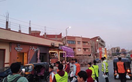 استمرار مبادرة إفطار صائم على الطريق فى ثانى أيام الشھر الكريم