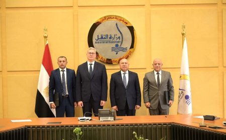 توقيع عقد منح إلتزام إعادة تسليم البنية الفوقية لمحطة تسهيلات بحرية وأرضية بميناء الدخيلة