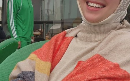 وسام عبد القادر تهنئ زوجها سامح حسين بنجاح برنامجه "قطايف"