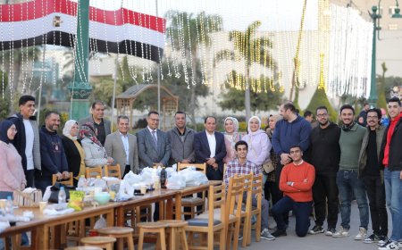 رئيس جامعة كفر الشيخ يشارك اسرة طلاب من أجل مصر حفل إفطار جماعى