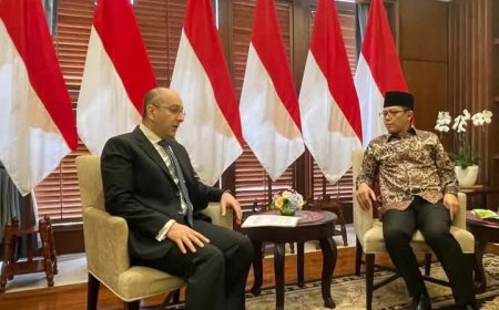 سفير مصر فى جاكرتا يلتقى وزير خارجية إندونيسيا