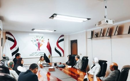 "إيمان كريم"  تلتقي بعدد من الخبراء المشهود لهم بالكفاءة والخبرة في العمل المجتمعي لملف الإعاقة