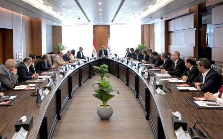 رئيس الوزراء يترأس الاجتماع العاشر لمجلس إدارة وكالة الفضاء المصرية ويستعرض الإنجازات وخطط المستقبل