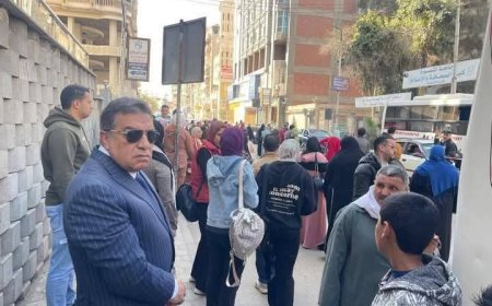 محافظ الدقهلية يتفقد متابعة سير العمل وتقديم الخدمات للمواطنين