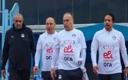 " العميد " يعقد محاضرة للاعبي المنتخب استعدادا لمواجهة إثيوبيا الليلة