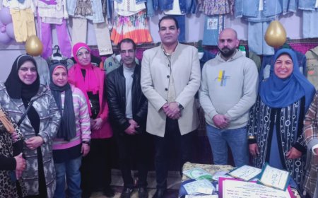 مدير الإدارة التعليمية بدسوق يفتتح معرض أهلاً بالعيد بمدرسة الوحدة بكفرالشيخ