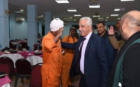 نائبًا عن محافظ قنا.. السكرتير العام يشارك في حفل الإفطار الجماعي لمؤسسة مصر الخير