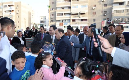 محافظ كفرالشيخ يزور دار الأمل للأيتام ويقدم هدايا «الرئيس» في العيد