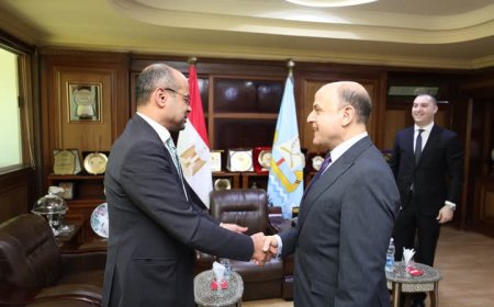 محافظ كفرالشيخ يستقبل رئيس البورصة المصرية في خطوة نحو تعزيز الاقتصاد المحلي وتمكين الشباب
