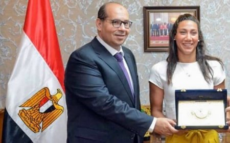 اتحاد السباحة يوافق على ترشح فريدة عثمان للجنة الاعبين باللجنة الأولمبية المصرية