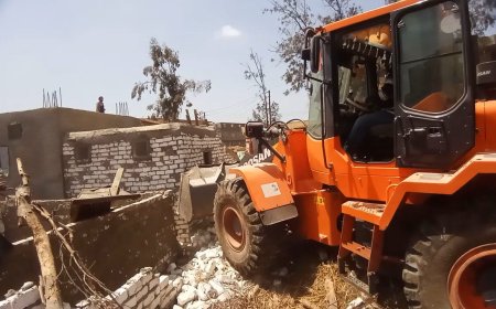 محافظ كفرالشيخ يتابع الموجة الـ 25 لإزالة التعديات على أملاك الدولة والأراضي الزراعية ومخالفات البناء بمركز كفرالشيخ .. تنفيذ 6 قرارات إزالة علي مساحة 7 قراريط