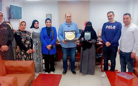 تكريم أفصل مدير مستشفي أورام بمصر 