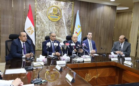 محافظ كفرالشيخ يستقبل رئيس جهاز حماية المستهلك لبحث سبل تعزيز الرقابة على الأسواق